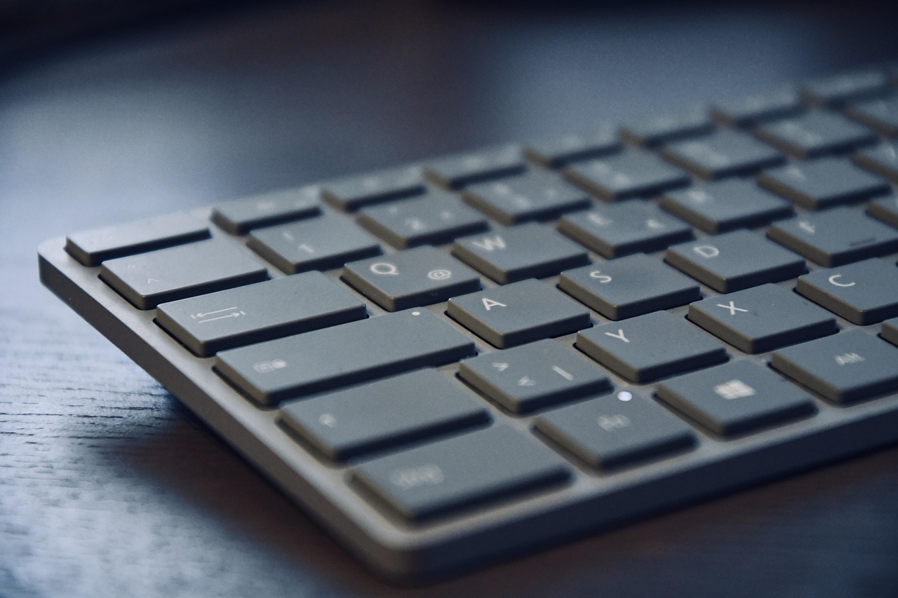 Linux删除文件夹里面的所有文件